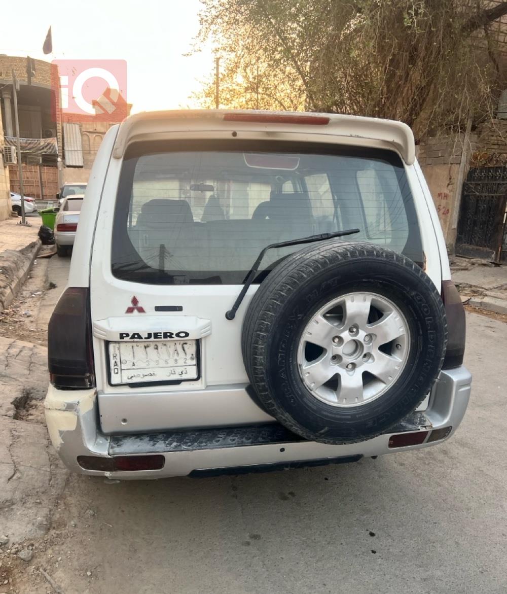 ميتسوبيشي باجيرو